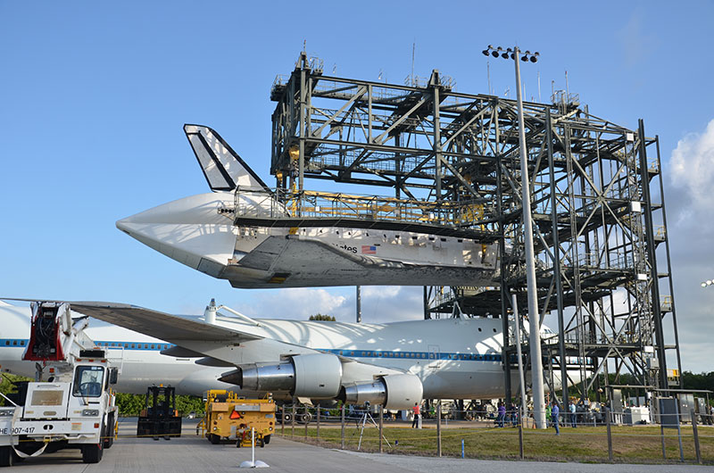 Space shuttle Discovery mated to jumbo jet for ride to Smithsonian