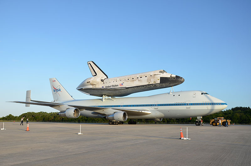 Space shuttle Discovery mated to jumbo jet for ride to Smithsonian