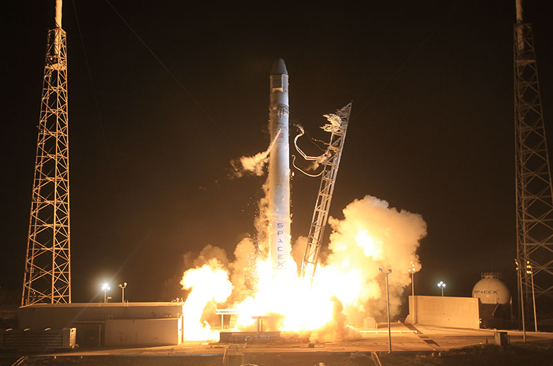 SpaceX launches commercial spacecraft on first flight to space station