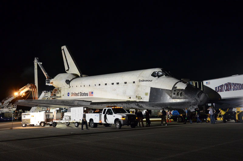 Post-last-landing walkaround of space shuttle Endeavour