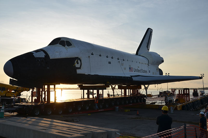 Sunday drive: Space shuttle replica's road trip to Space Center Houston