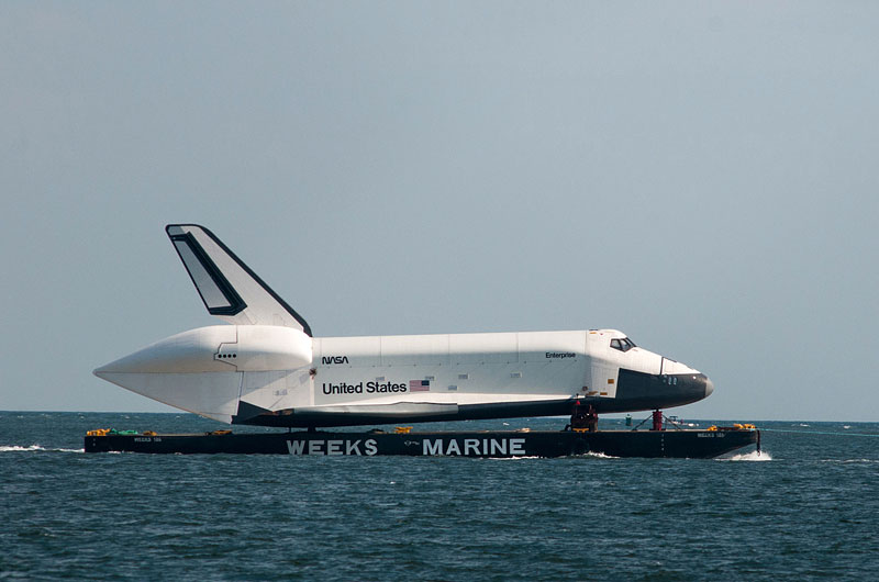 Space shuttle at sea: Enterprise sails for NYC's Intrepid, via New Jersey