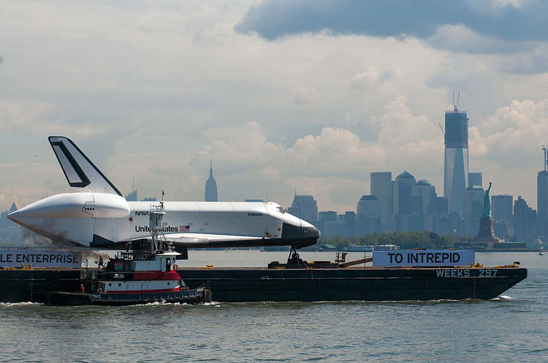 Space shuttle at sea: Enterprise sails for NYC's Intrepid, via New Jersey