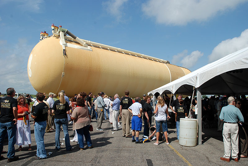 Final shuttle fuel tank to fly rolls out from Michoud