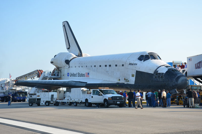 Final space shuttle crew rehearses for launch day