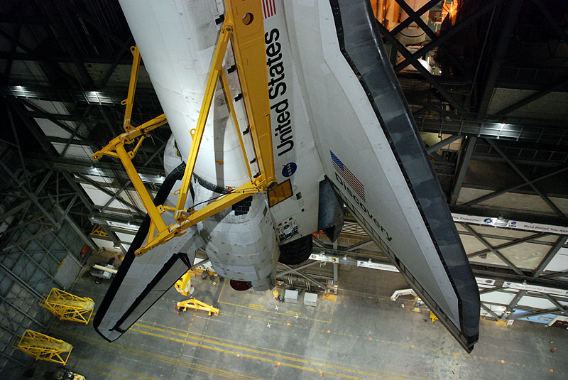 Shuttle Discovery mated with its final boosters and tank