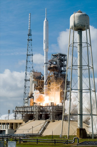 Space shuttle launch pad 'cleaned' of historic towers