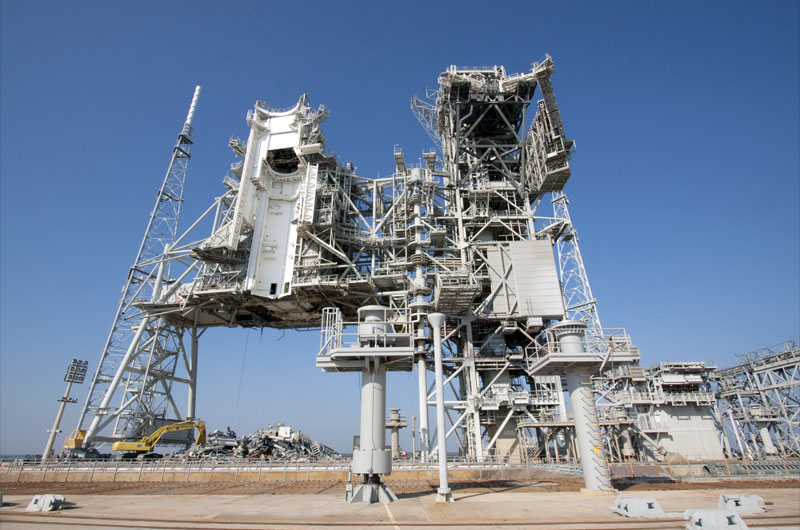 Space shuttle launch pad 'cleaned' of historic towers