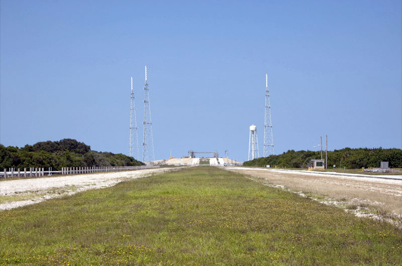 Space shuttle launch pad 'cleaned' of historic towers