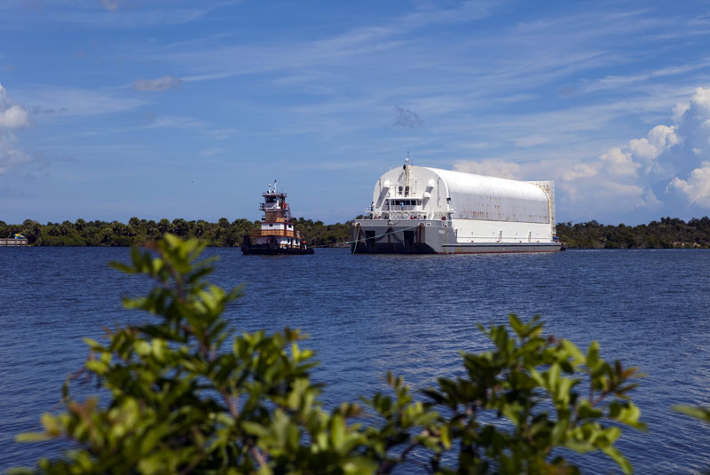 Space shuttle's final fuel tank arrives at launch site