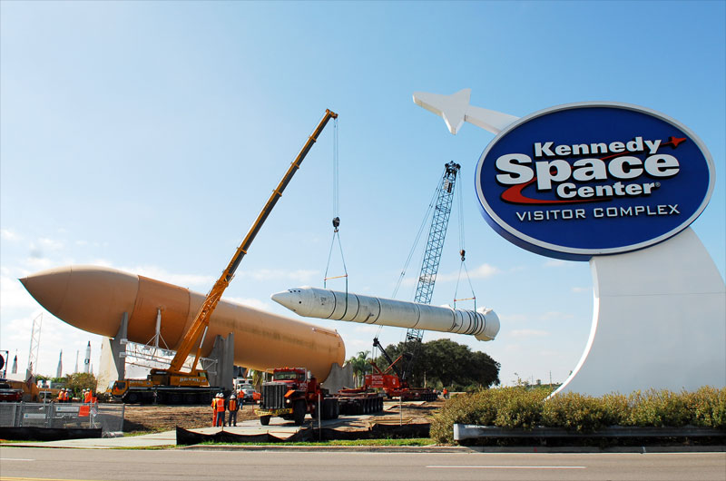 NASA's Fla. visitor center clearing way for Atlantis arrival