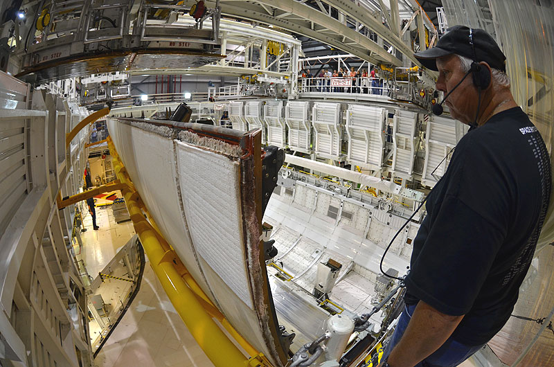 NASA shuts doors, pulls plug on shuttle Discovery