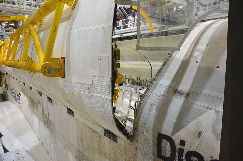 NASA shuts doors, pulls plug on shuttle Discovery