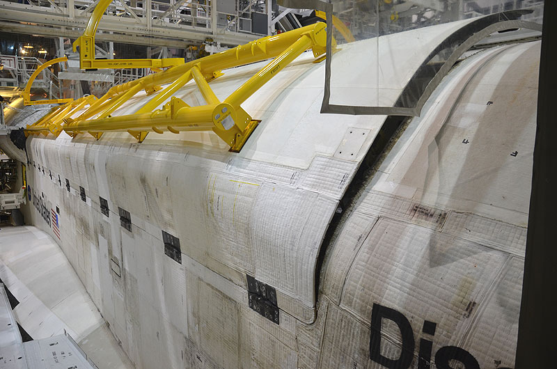 NASA shuts doors, pulls plug on shuttle Discovery